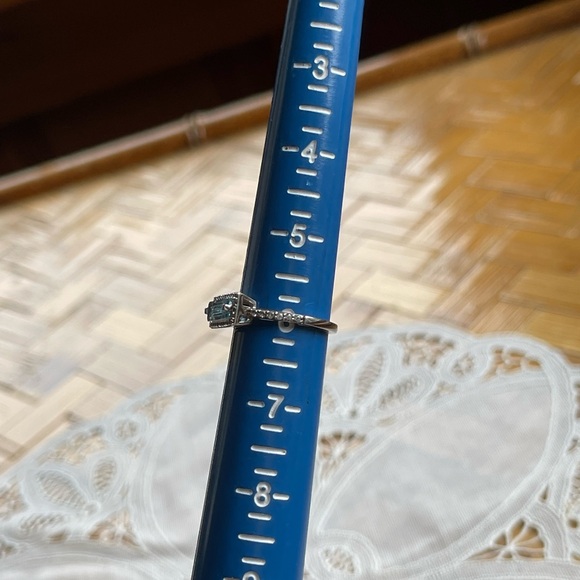 925 sterling silver blue topaz ring w/CZs - Picture 7 of 10